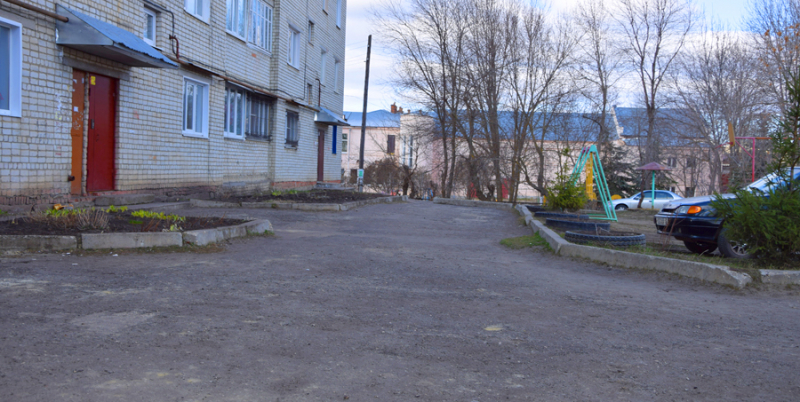 В мае в Аткарске отремонтируют два самых больших двора