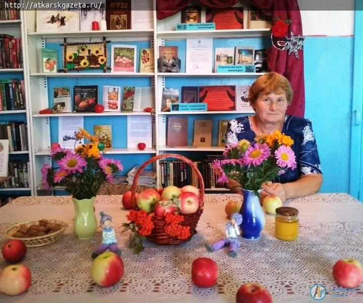 В Малой Осиновке прошел фольклорный праздник  «Яблочный спас не пройдёт без нас»