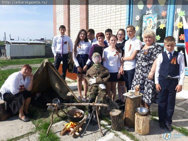 В Марфино сельские артисты инсценировали «Балладу о зенитчицах»
