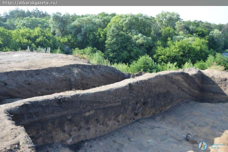 В Нижней Красавке археологи вскрыли курган бронзового века (ФОТО)