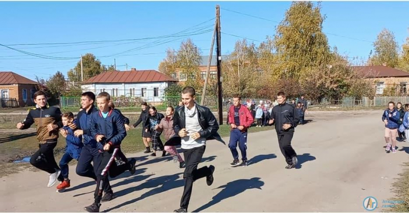 В Озерном прошёл легкоатлетический осенний кросс