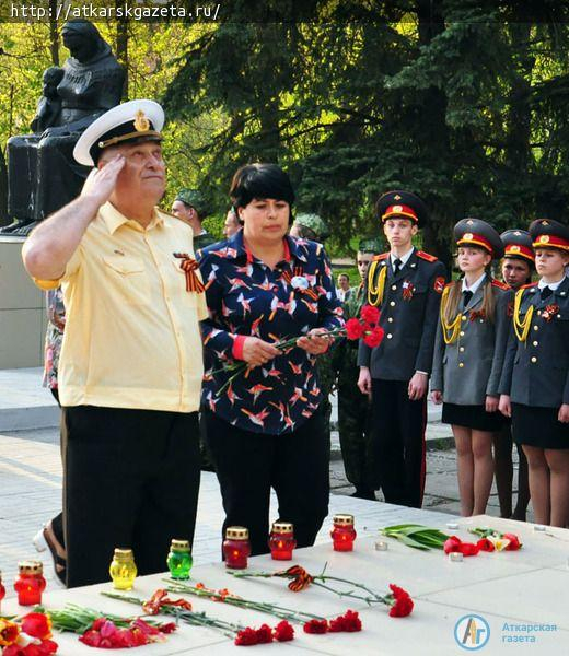 В память о павших воинах школьники и общественники зажгли свечи (ФОТО)