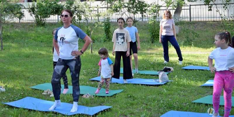 В парке около сотни аткарчан заразились спортом