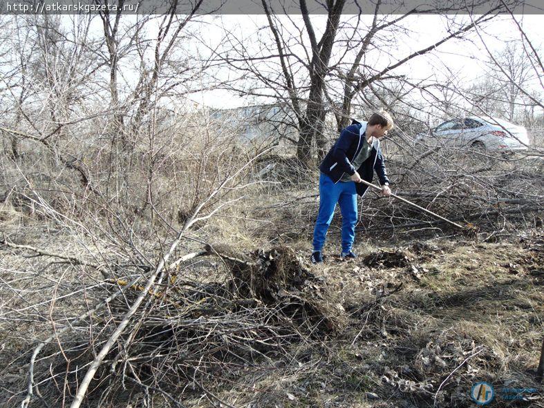 В районе объявлен месячник по благоустройству и санитарной очистке города и сел
