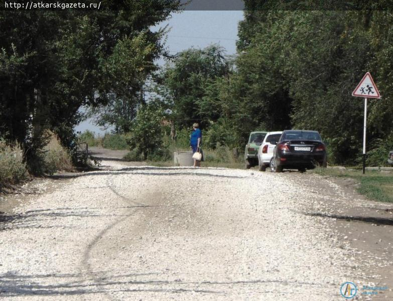 В селе Елизаветино начался ремонт дорог (ФОТО)