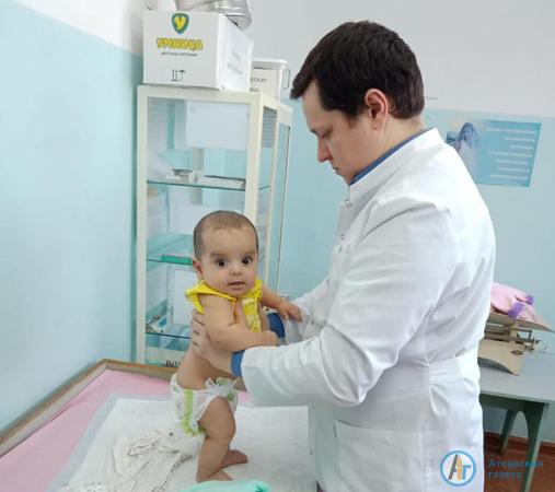 В селе под Аткарском саратовские врачи осмотрели 28 младенцев