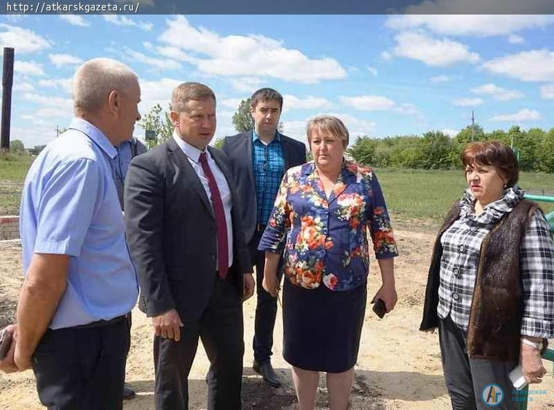 В школе села Елизаветино появится заасфальтированный плац
