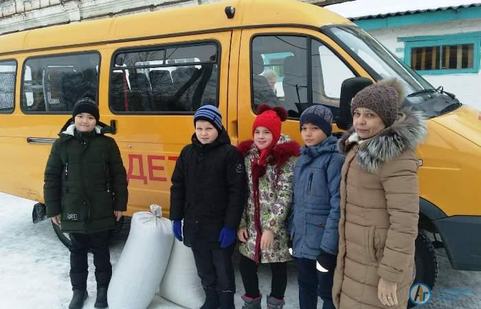 В школьном саду Даниловки открылась птичья столовая