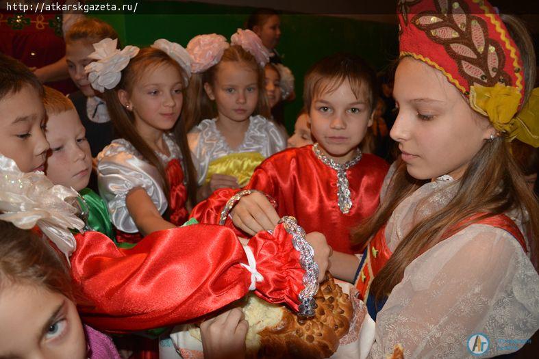 В субботу поселку Лопуховка исполнилось 145 лет (ФОТО)