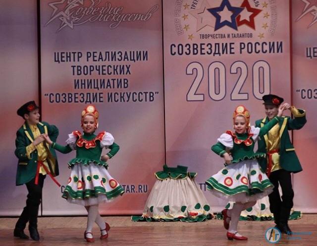 В «Танцевальном серпантине» отличились юные танцоры из Аткарска 