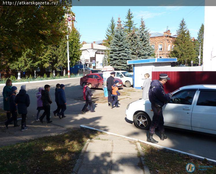 Вчера по Аткарску двигался «Шагающий автобус»