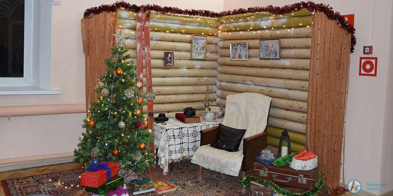 Виктор Елин осмотрел обновленный актовый зал ЦДТ