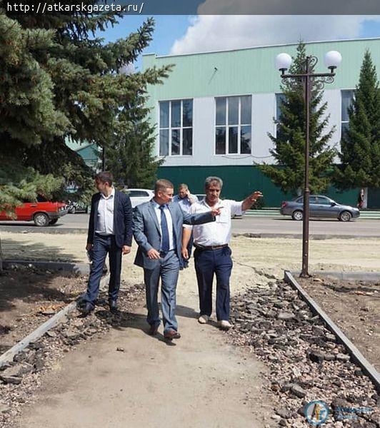Виктор ЕЛИН остался недоволен ходом работ по благоустройству города (ФОТО)