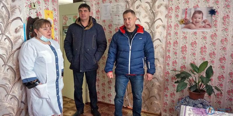 Виктор Елин остался недоволен темпами ремонта сельских ДК