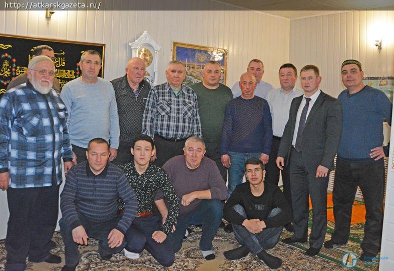 Виктор ЕЛИН посетил соборную мечеть Аткарска (ФОТО)