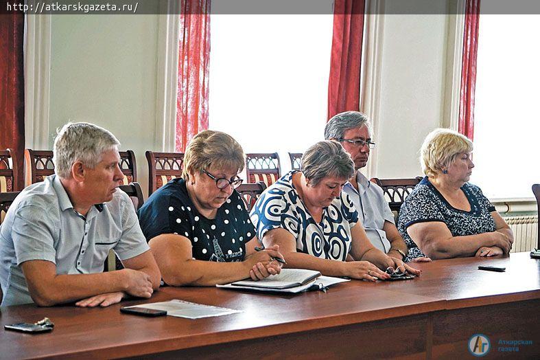 Виктор ЕЛИН поставил задачу подготовить район к отопительному сезону до 1 сентября