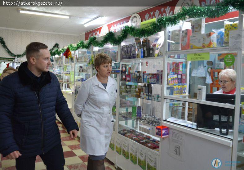 Виктор ЕЛИН высоко оценил перспективы муниципальной аптеки