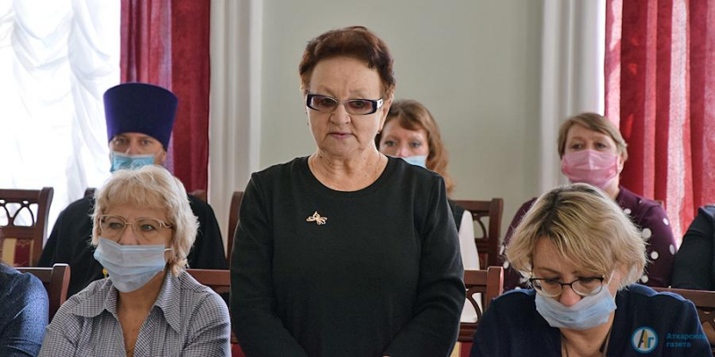 Виктора Елина единогласно переизбрали главой Аткарского района