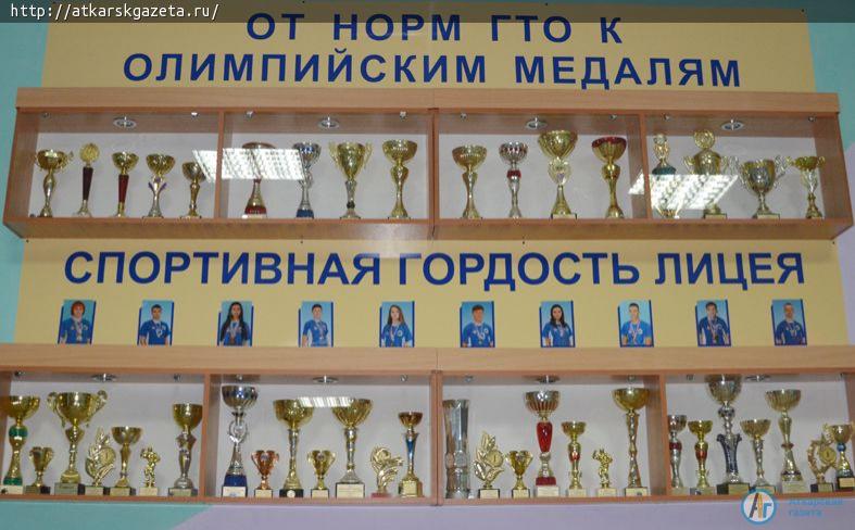 Виктора ЕЛИНА пригласили на кухню студенческого общежития