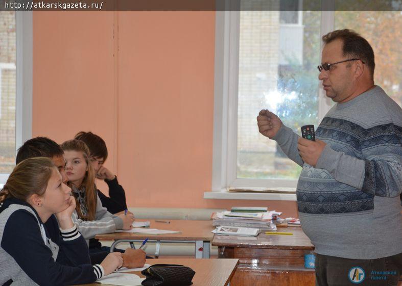 Виктора ЕЛИНА пригласили на кухню студенческого общежития