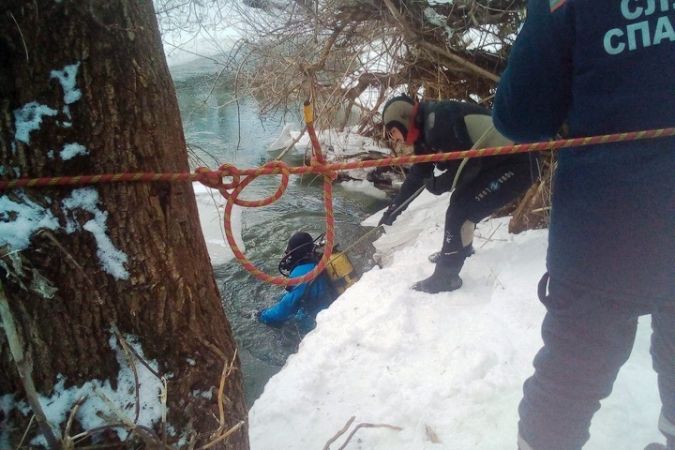 Водолазы достали из Медведицы тело жителя Киселевки