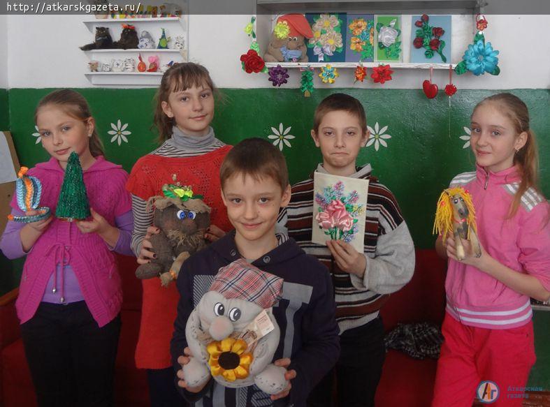 Выставка удивительных работ встречает гостей Даниловского Дома культуры (ФОТО)
