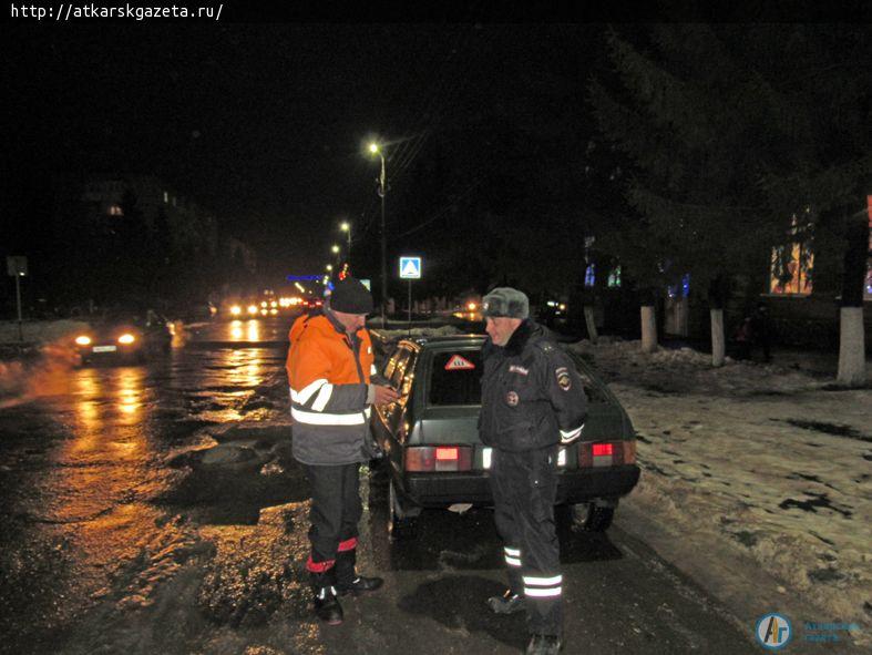 За переход улицы в неположенном месте оштрафовали пятерых пешеходов