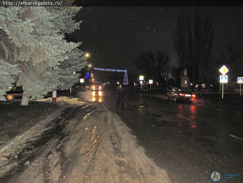 За переход улицы в неположенном месте оштрафовали пятерых пешеходов