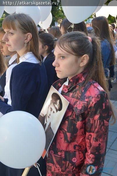За сладости из пайка аткарские дети выступали перед ранеными советскими воинами и немецкими солдатами (ФОТО)