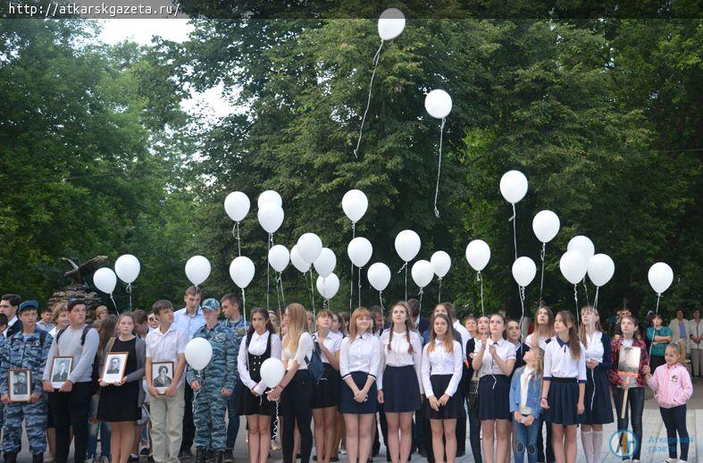 За сладости из пайка аткарские дети выступали перед ранеными советскими воинами и немецкими солдатами (ФОТО)
