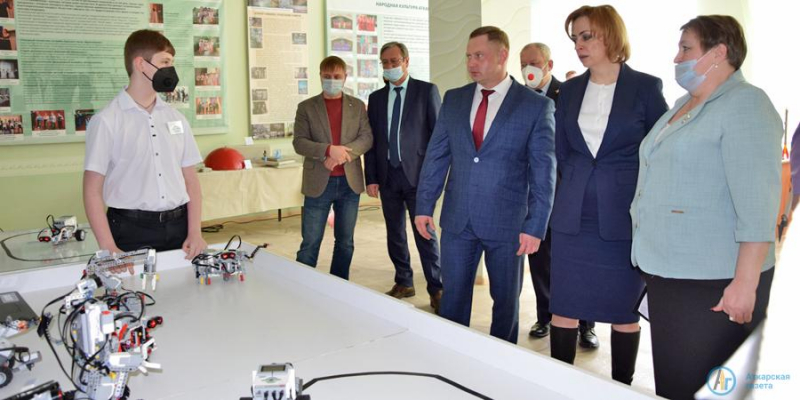 Замминистра заинтересовала разработка аткарского школьника