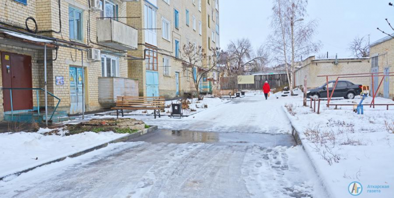Заморозки грозят сделать тротуары непроходимыми 