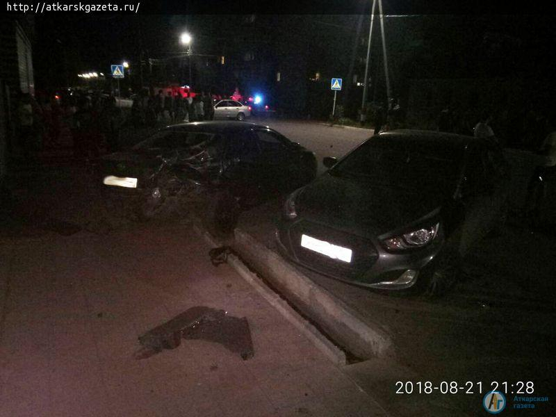 Защитные шлемы не спасли мотоциклистов от гибели (ФОТО)