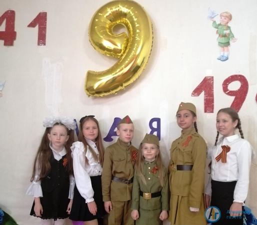 Жители Даниловки вместе спели песни Победы