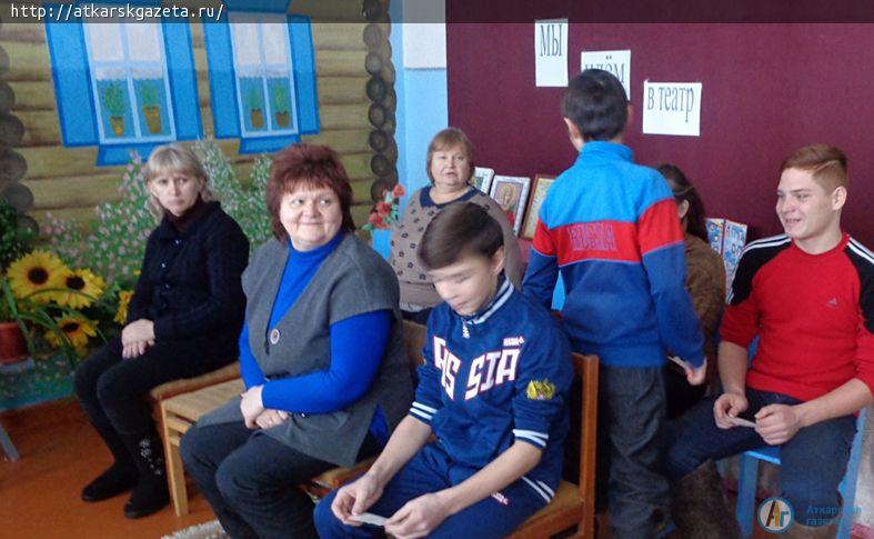 Жители Кочетовки приобщились к основам театральной культуры