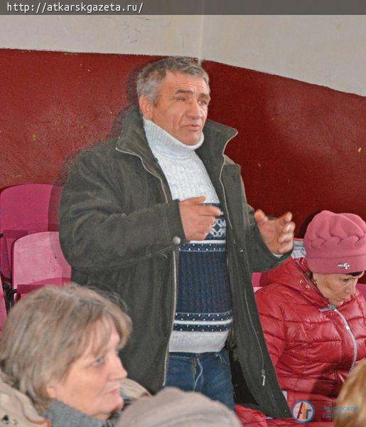 Жители села пожаловались Виктору ЕЛИНУ на цены на воду и ветеринарные услуги