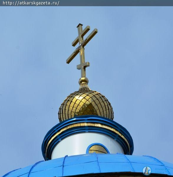Золотой купол с крестом вознесся над Сосновской церковью на высоту 30 метров