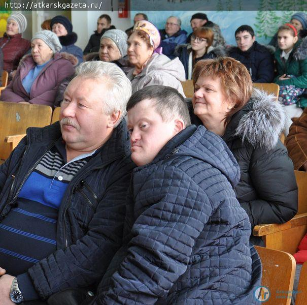 Звезды российского и районного масштаба выходили на сцену кочетовского клуба  (ФОТО)