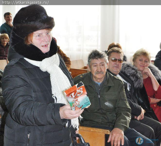 Звезды российского и районного масштаба выходили на сцену кочетовского клуба  (ФОТО)